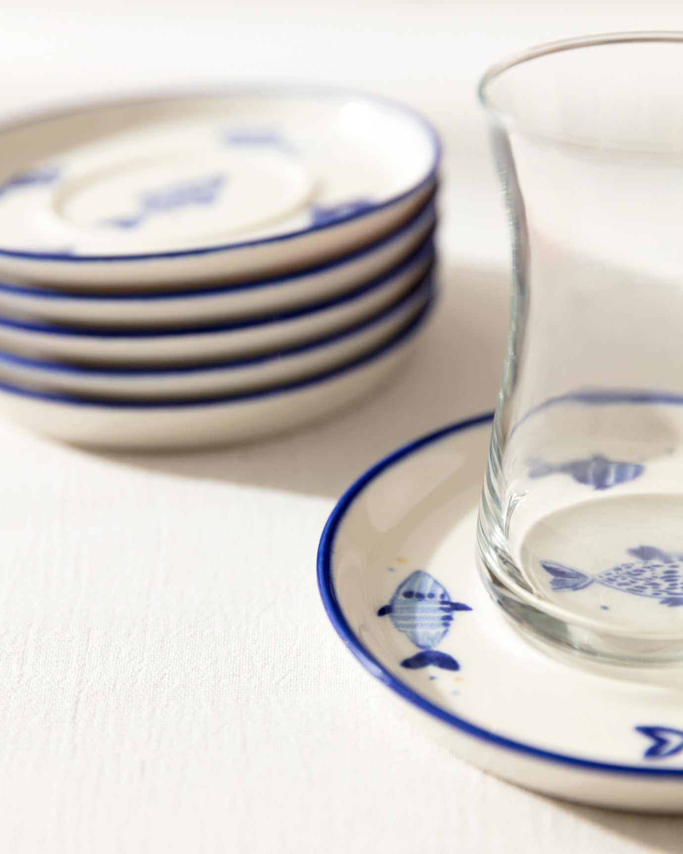 Grande Poisson 6-piece Tea Glass Saucer Set - Madame Coco JO