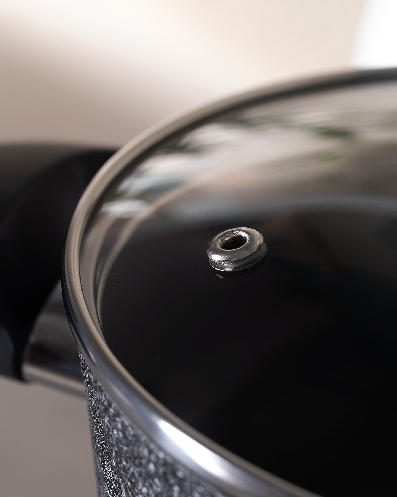 Noir Titanium 7 Piece Cookware Set - Madame Coco JO