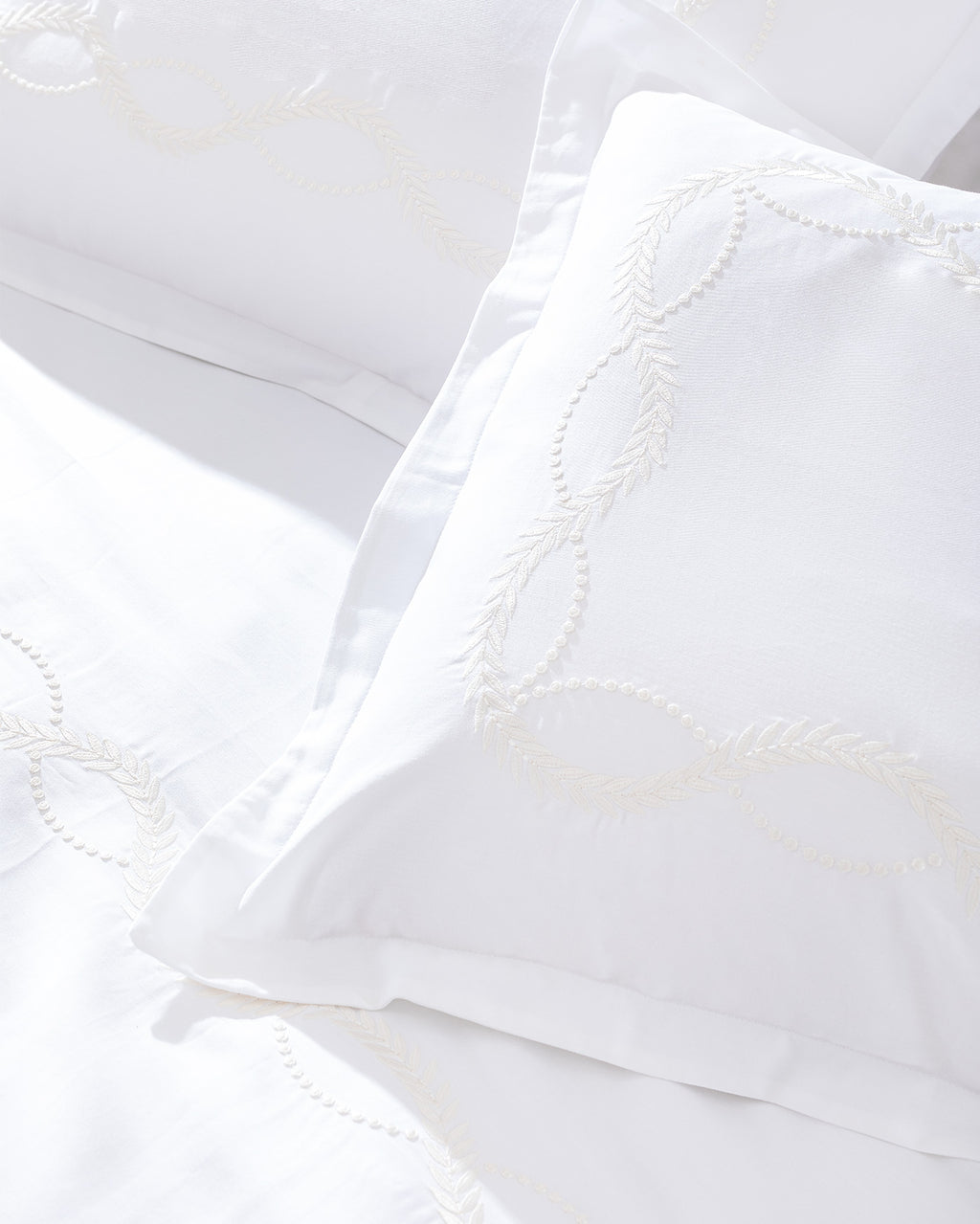 Marguerite King Size Duvet Cover Set - Embroidered - Satin - Madame Coco JO