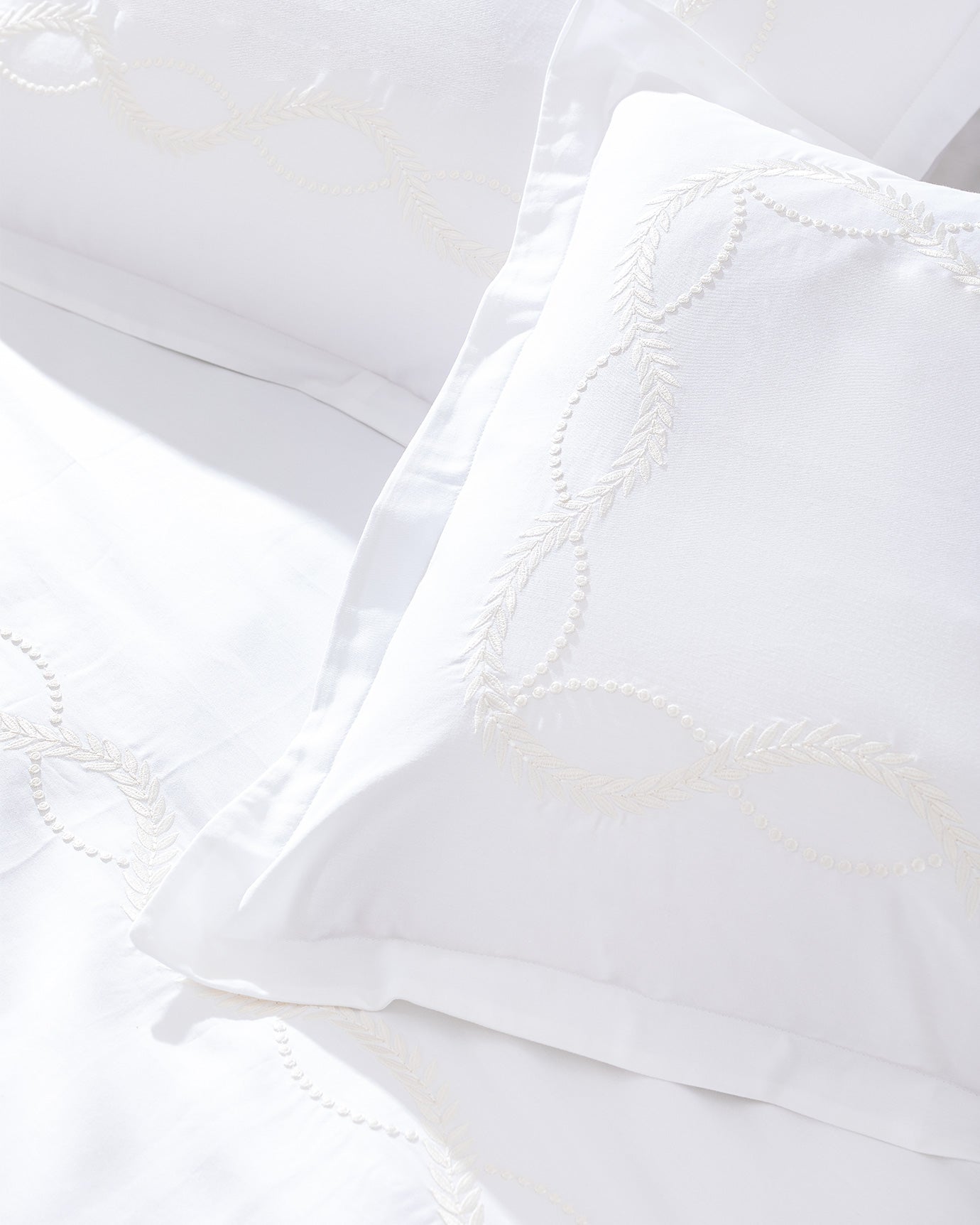 Marguerite King Size Duvet Cover Set - Embroidered - Satin - Madame Coco JO