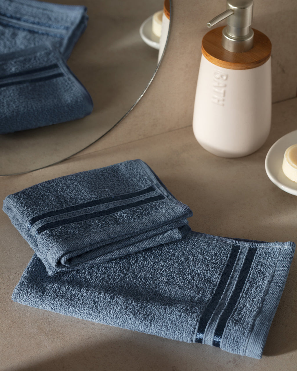 Maynor Flouche 2 Pack Hand Towel - Madame Coco JO