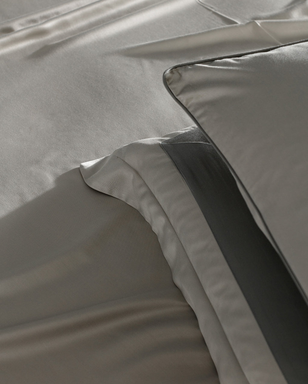 Samoa King Size Bamboo Satin Duvet Cover Set - Madame Coco JO
