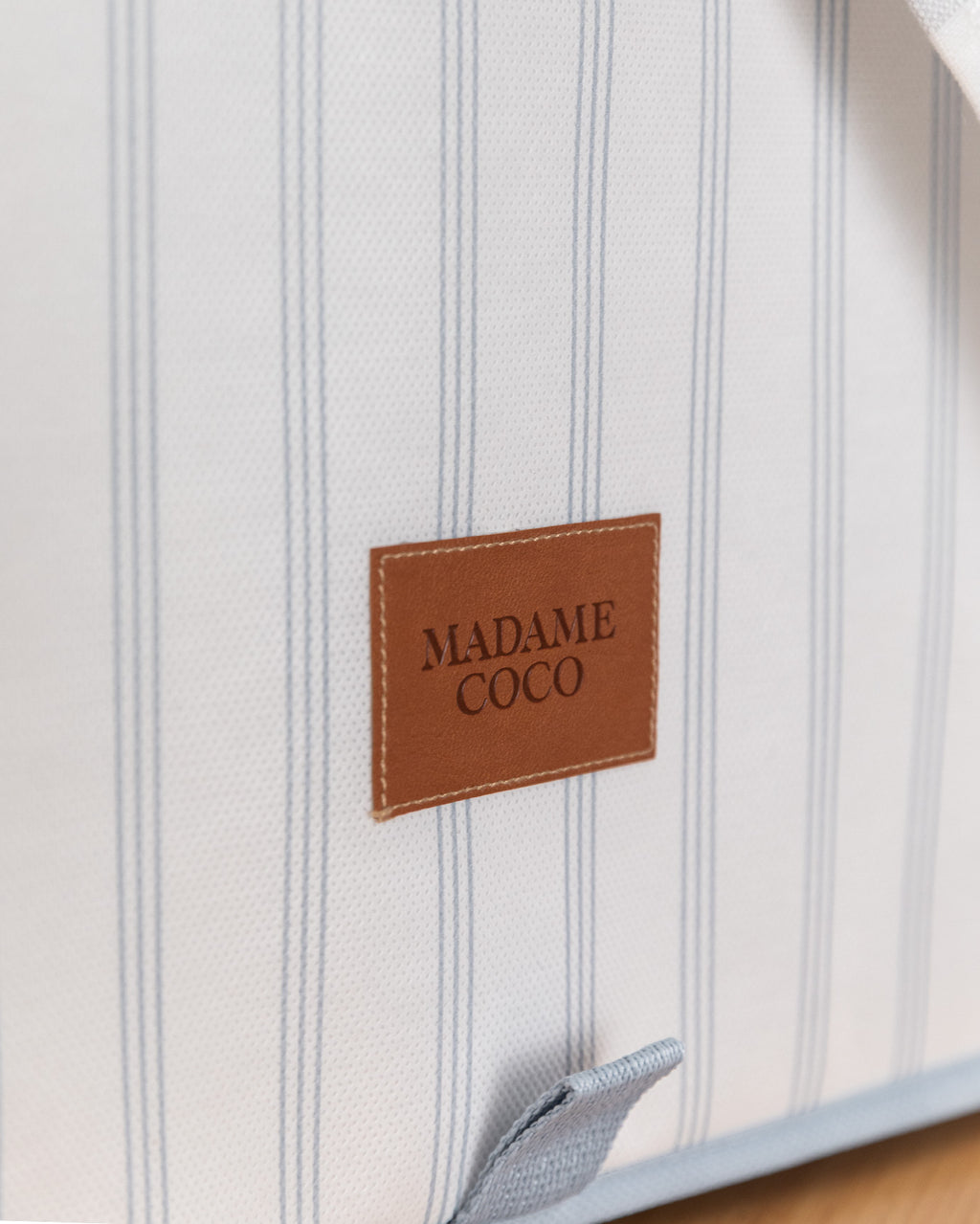 Nuage Regulatory Box With Lid - Madame Coco JO