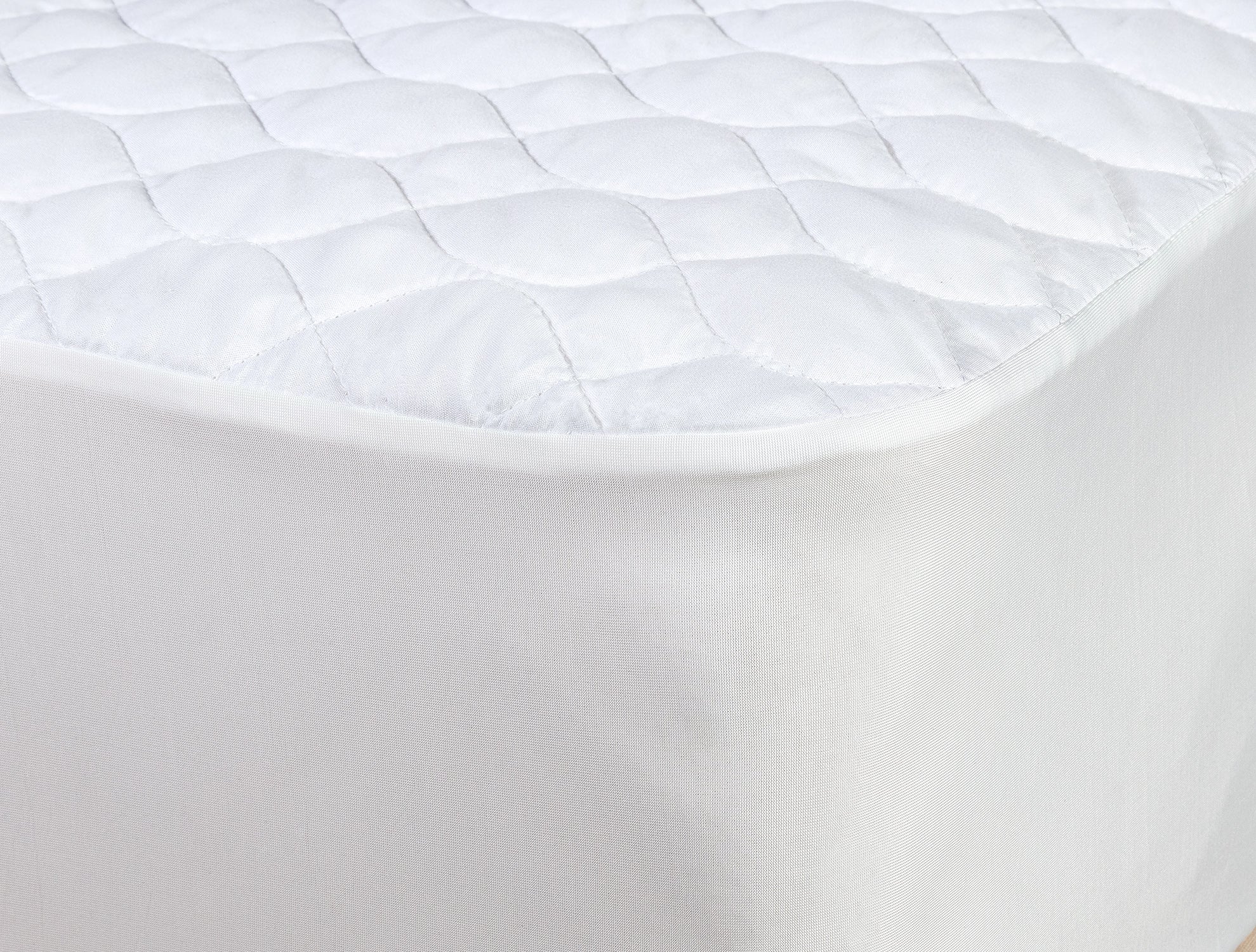Eleta quilted Fitted Mattress Protector - Madame Coco JO