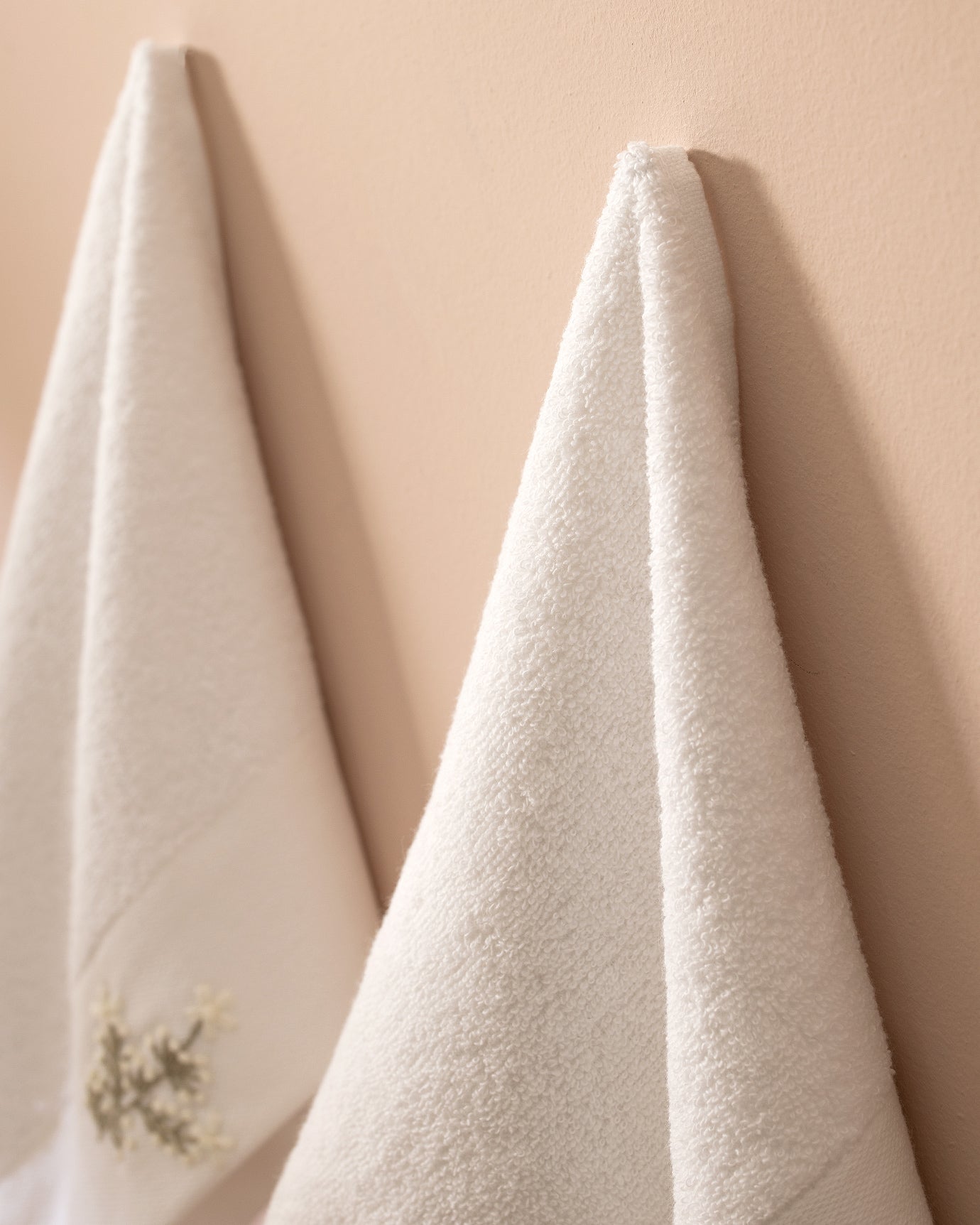 Opal 2 Pack Hand Towel - Madame Coco JO