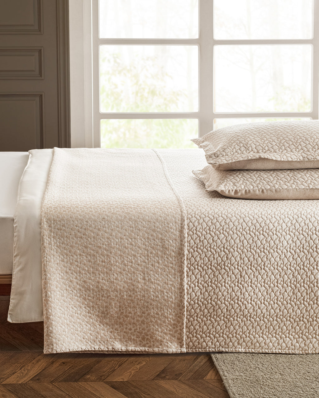 Ordre Double Size Bedspread - Madame Coco JO