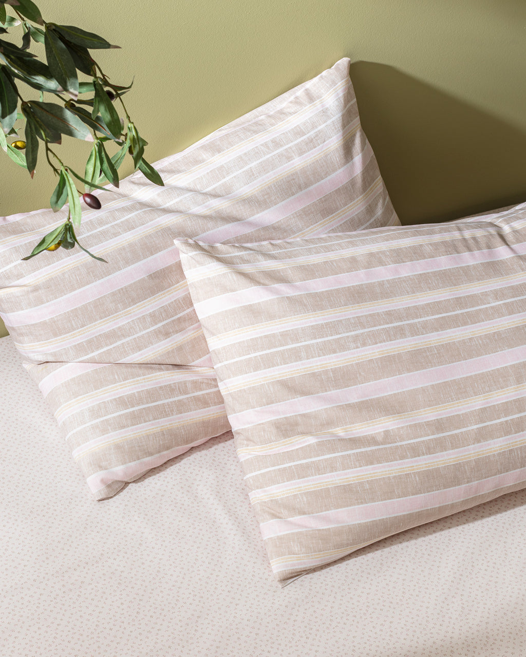 Darvell Double Size Duvet Cover Set - Madame Coco JO