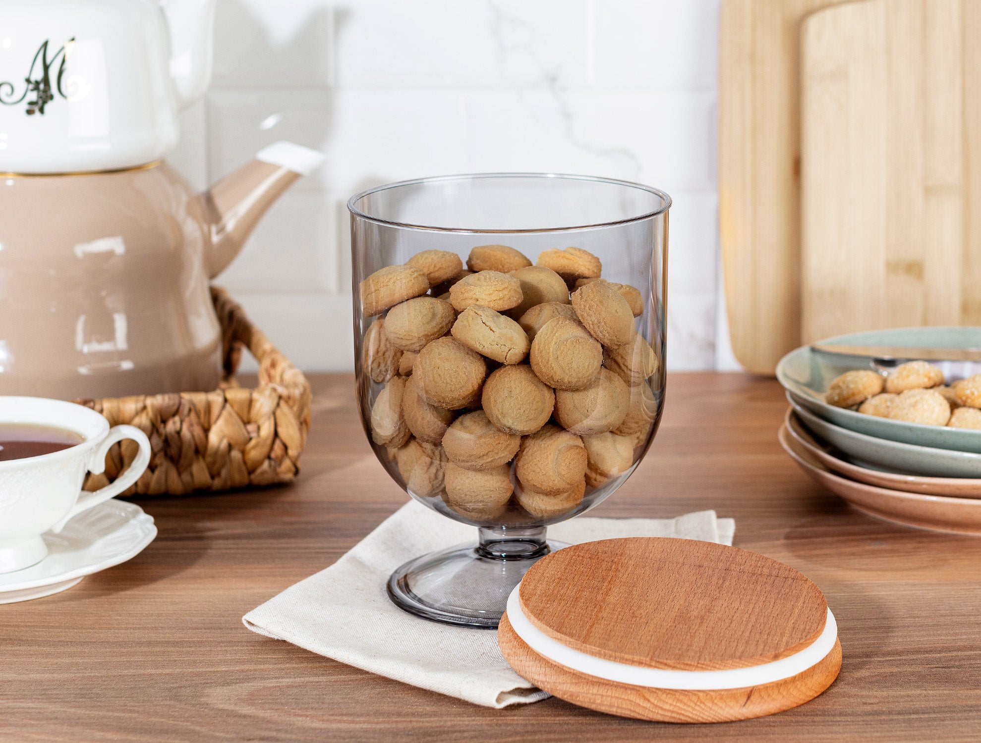 Storage Box With Wooden Lid 1600ml - Madame Coco JO