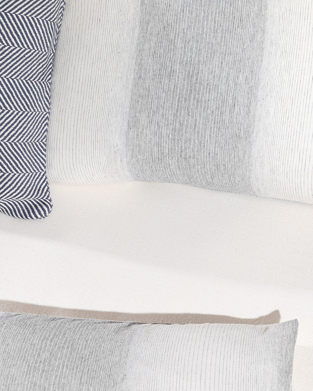 Berthe Single Size Dobby Duvet Cover Set - Madame Coco JO