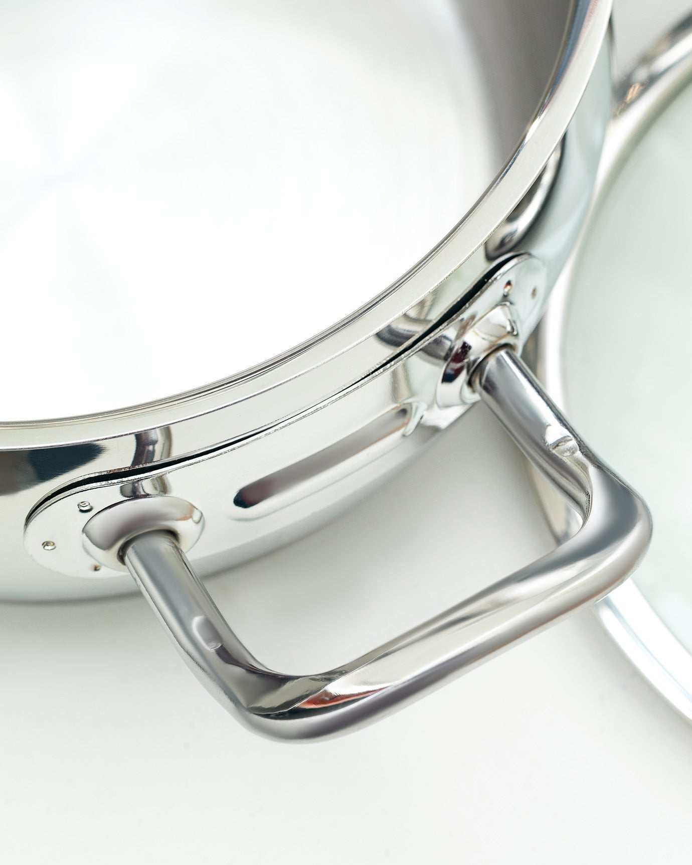 Ellipse 8 Pieces Cookware Set - Madame Coco JO