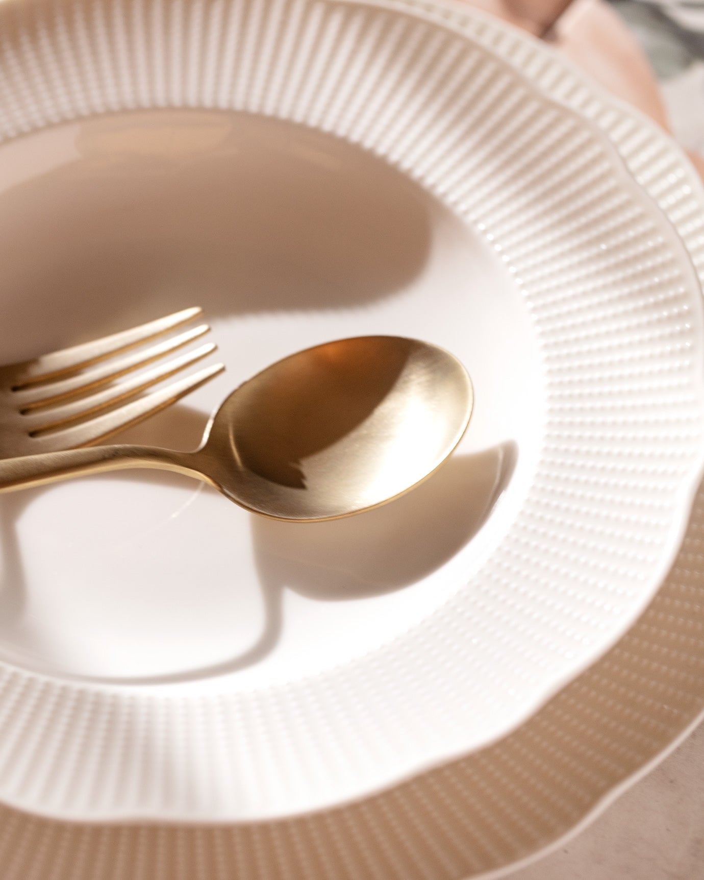 Delron Dinner Set  24 Pcs - Madame Coco JO