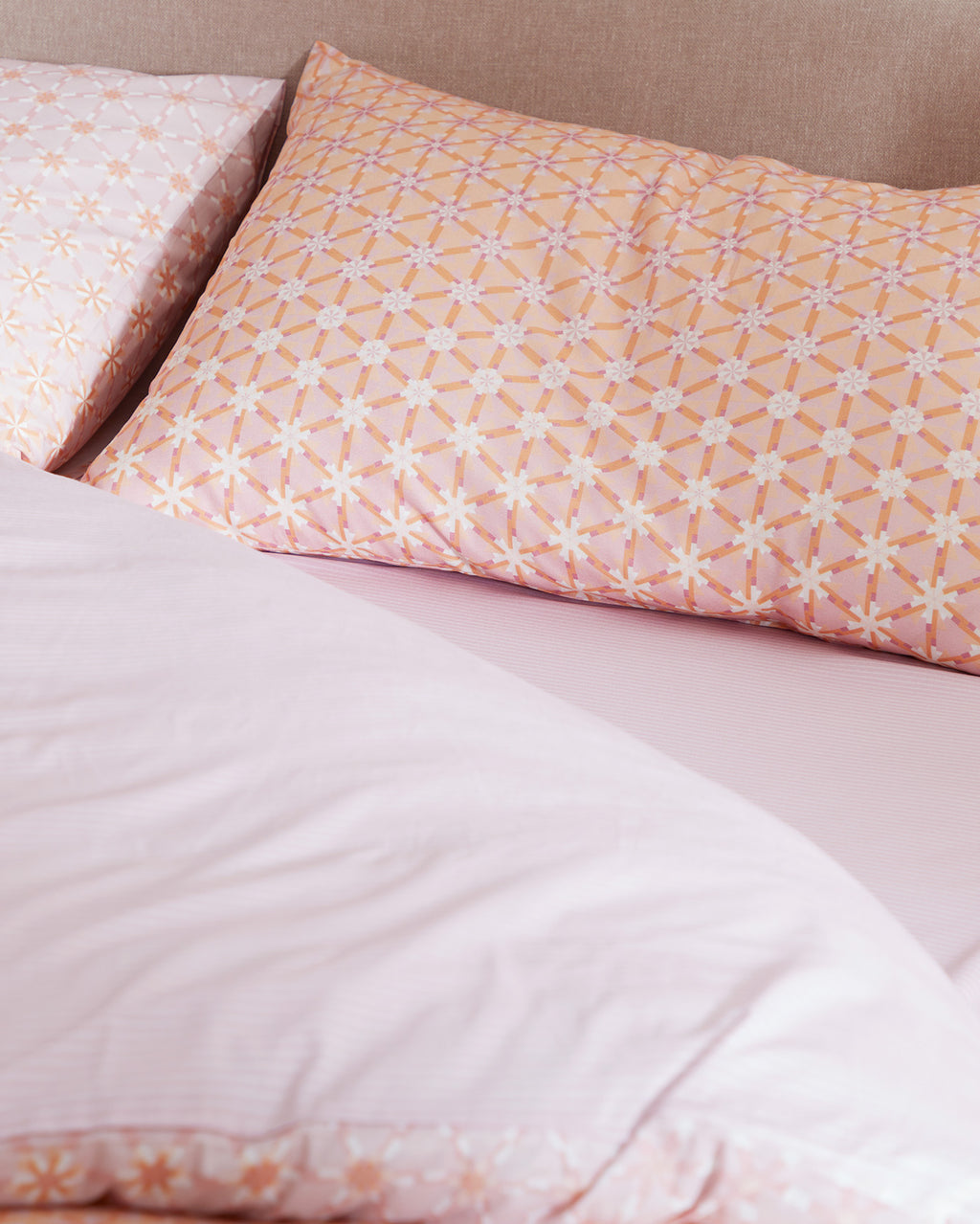 Rainger Single Size Duvet Cover Set - Madame Coco JO
