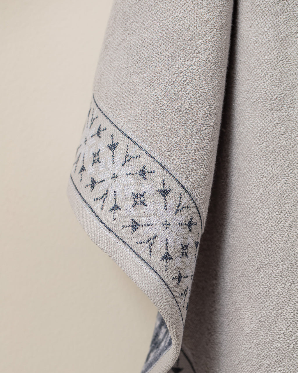Caresse Bath Towel - Madame Coco JO