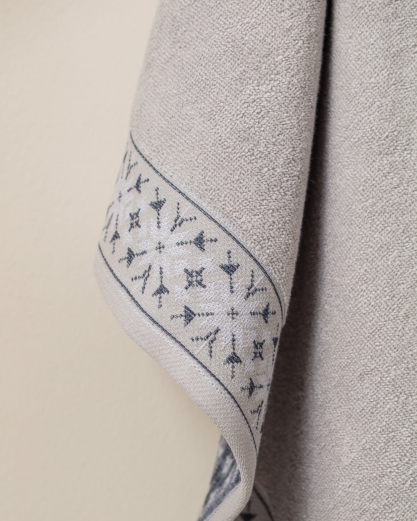 Caresse Bath Towel - Madame Coco JO