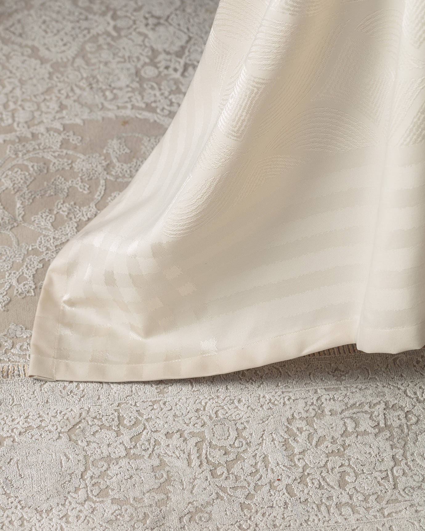 Mayenne Table Cloth - Madame Coco JO