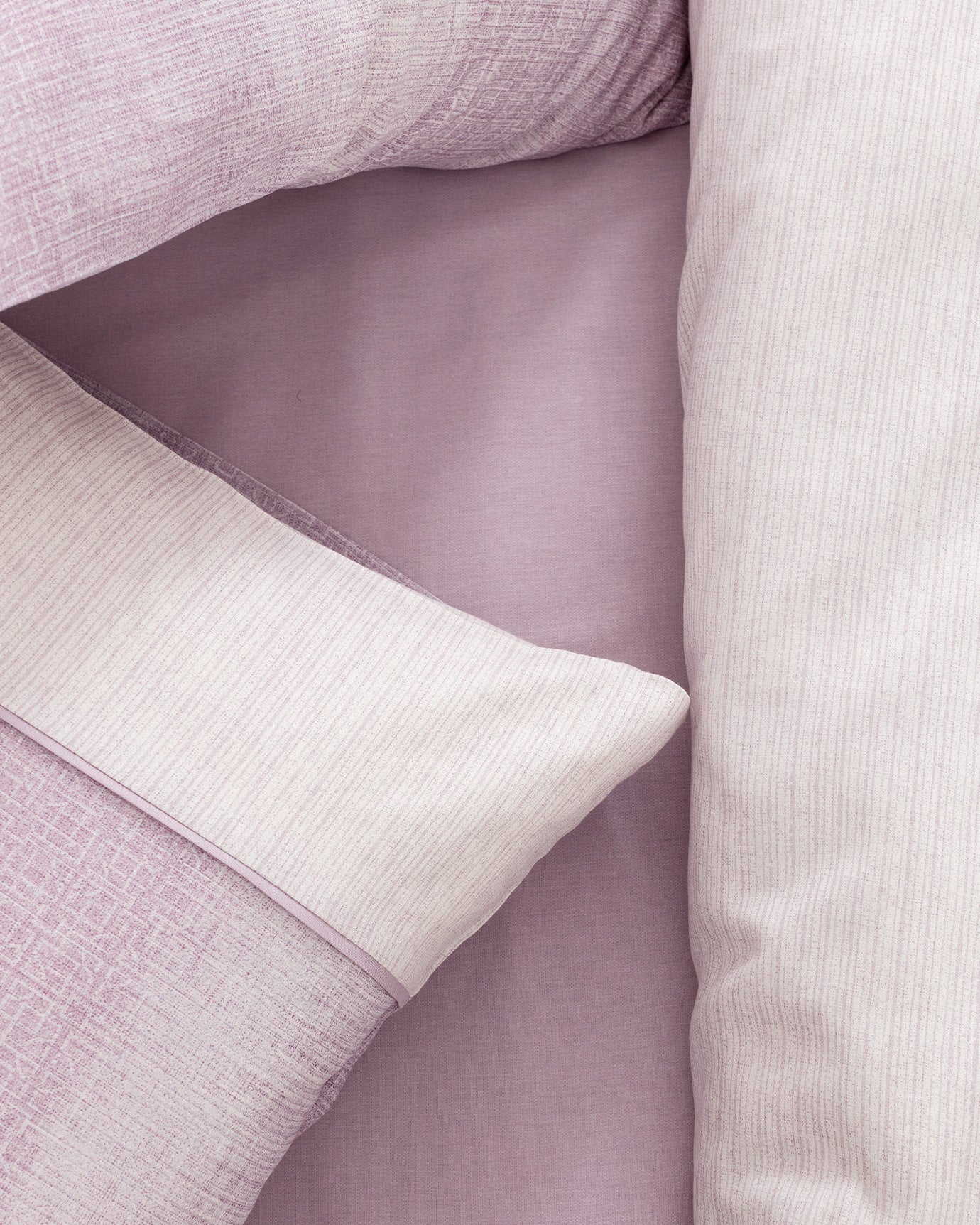 Adelya King Size  Duvet Cover Set - Coco Crep Patterned - Madame Coco JO