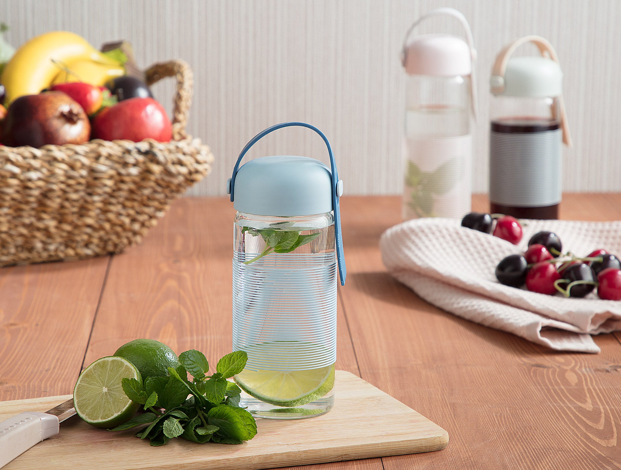 Manon Glass Bottle 390ml - Madame Coco JO