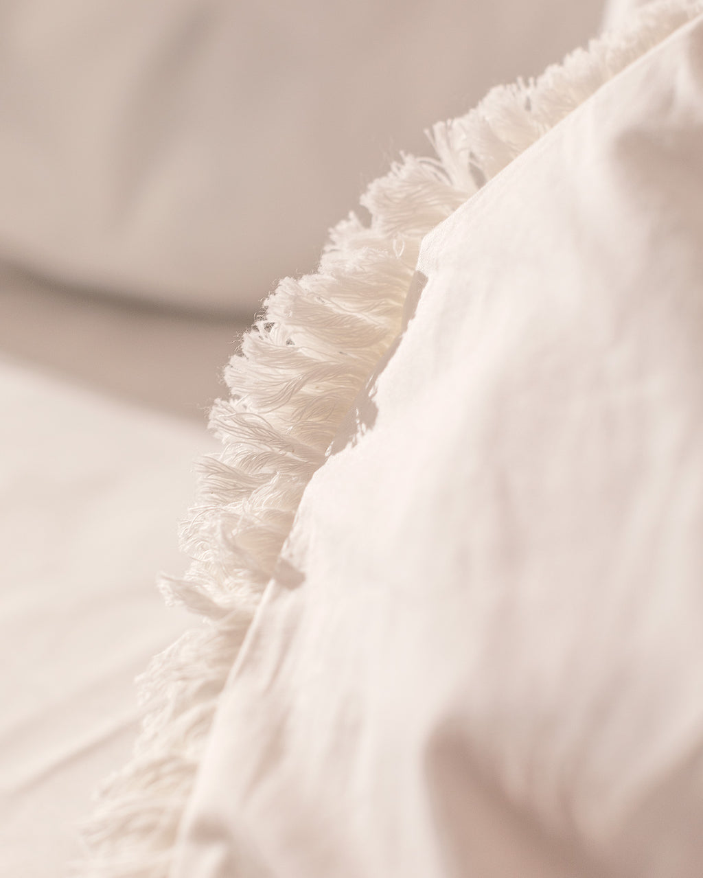 Sona Double Size Tasselled Duvet Cover Set - Madame Coco JO