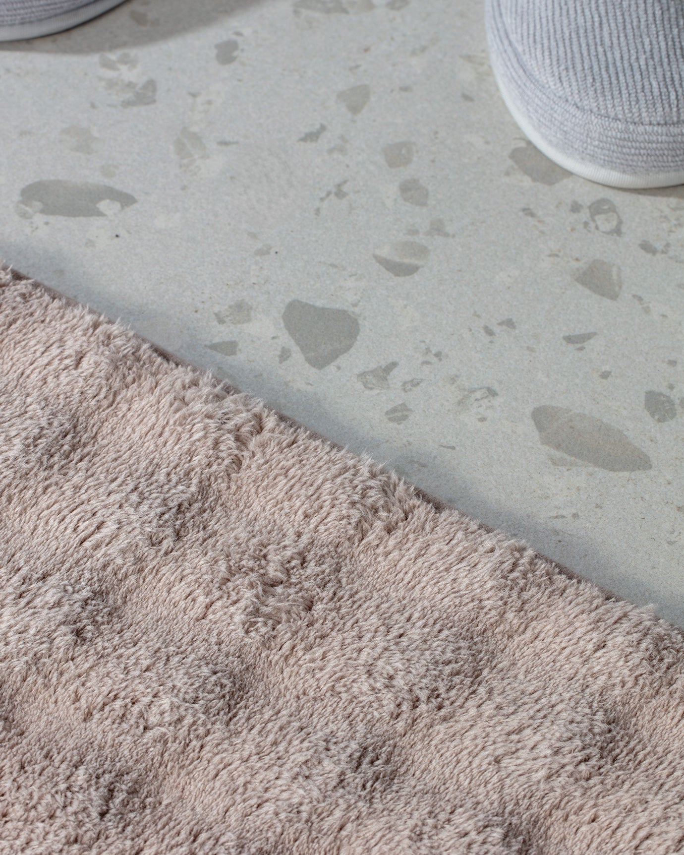 Reflet Bubble 2-piece Bath Mat - Madame Coco JO