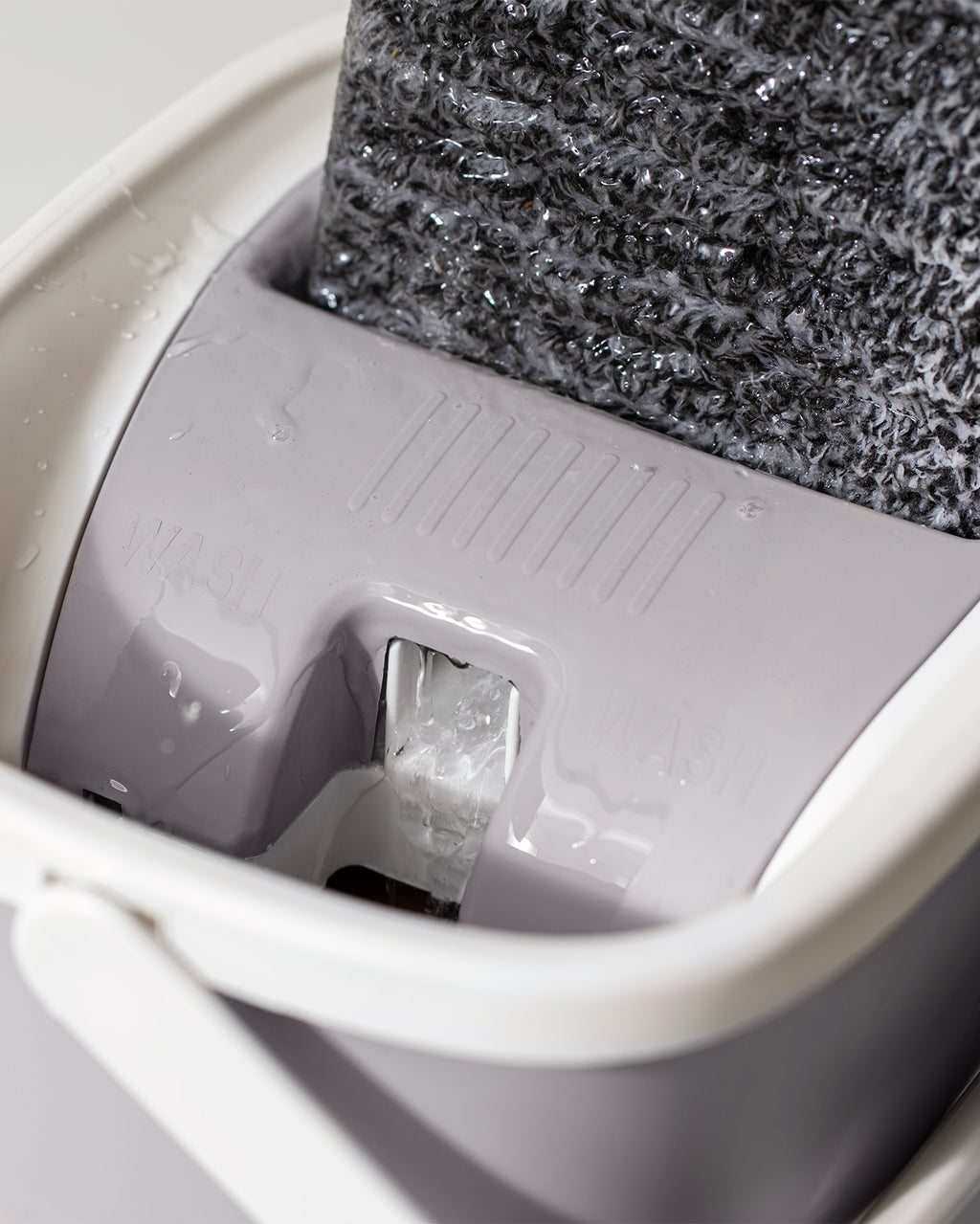 Diani Tablet Cleaning Set - Madame Coco JO