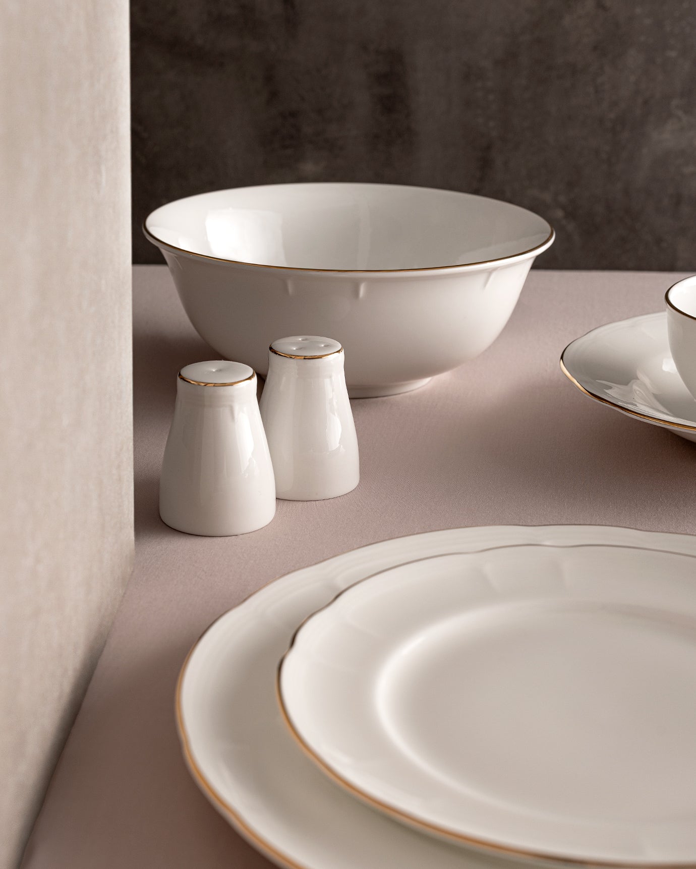 Edmon 56 Piece Dinner Set - Madame Coco JO