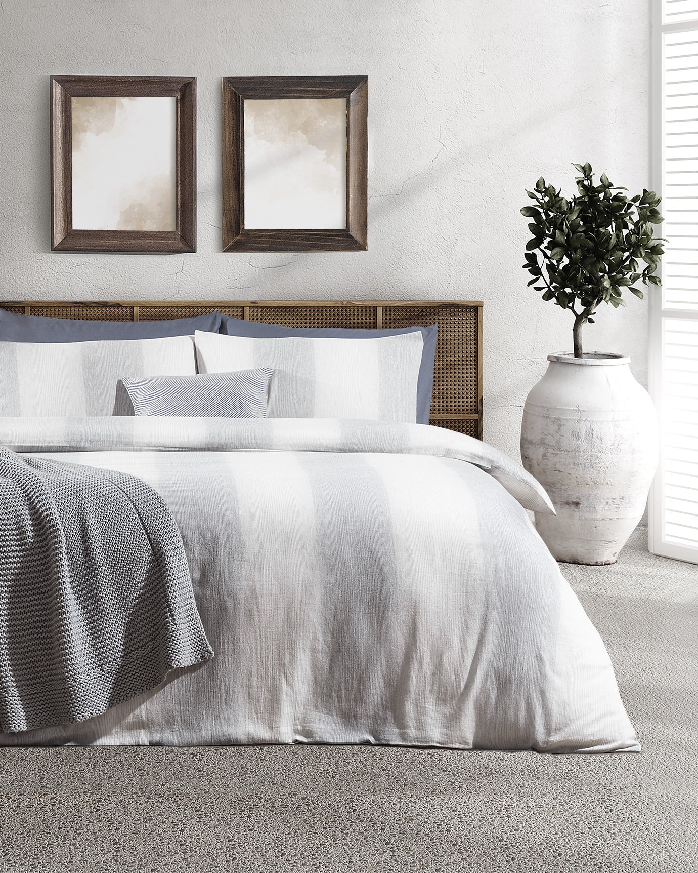 Berthe Single Size Dobby Duvet Cover Set - Madame Coco JO