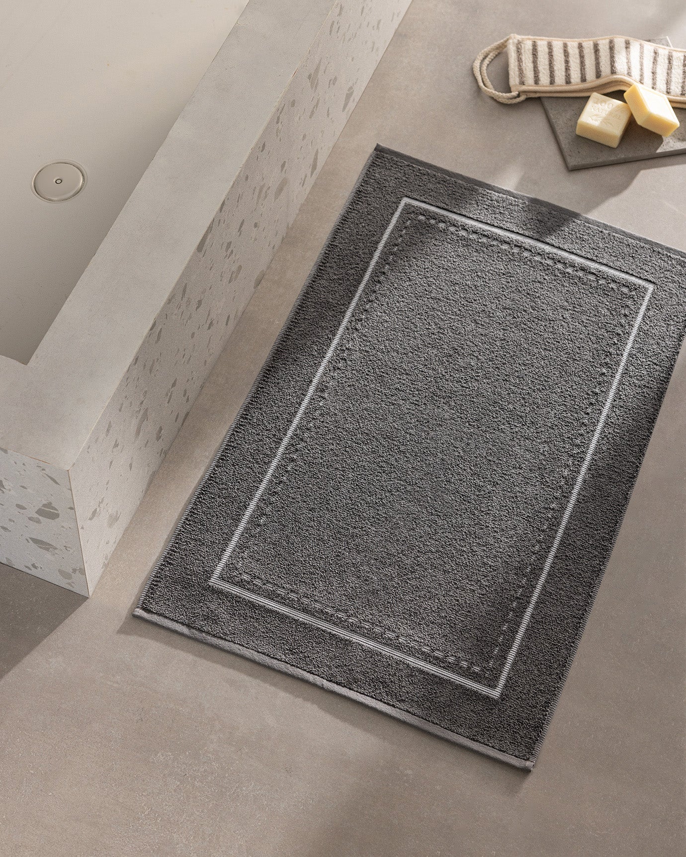 Angeline Foot Towel - Madame Coco JO