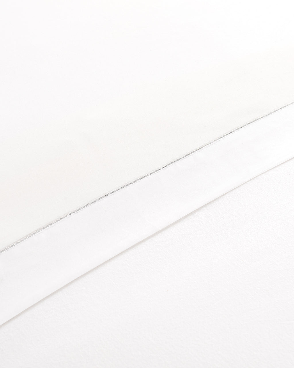 Kris Satin Bed Sheet Set - Madame Coco JO