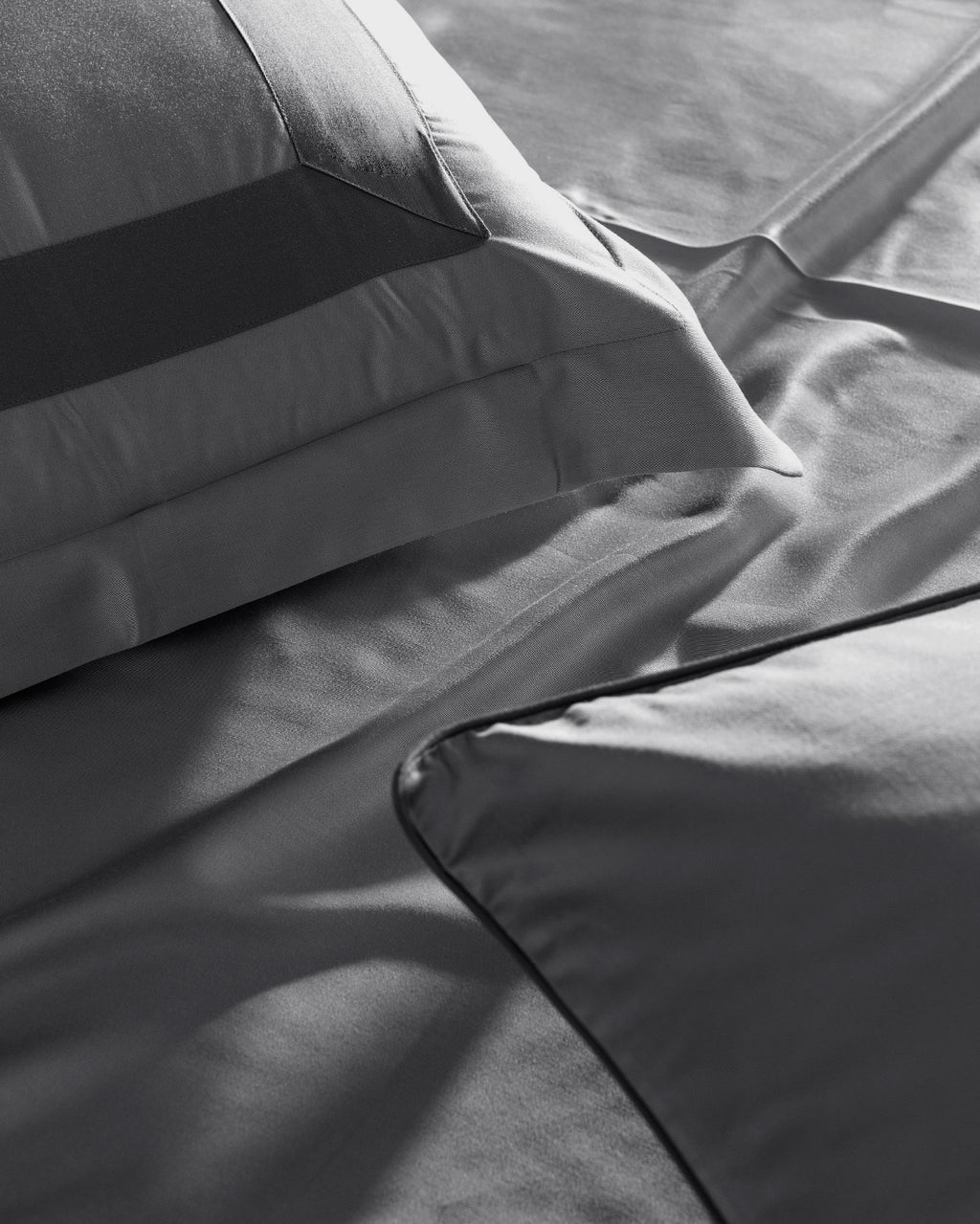 Samoa Double Size Bamboo Satin Duvet Cover Set - Madame Coco JO