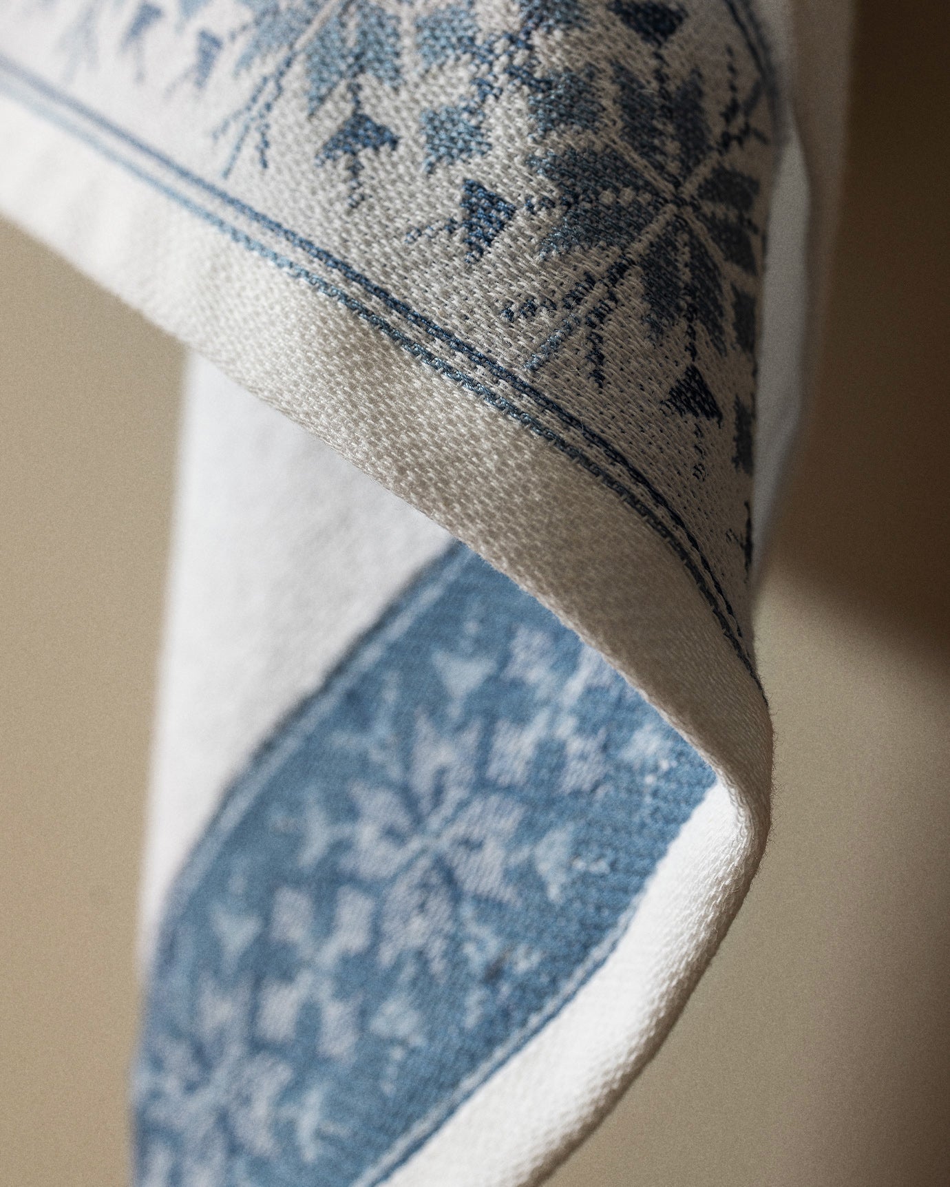 Caresse Bath Towel - Madame Coco JO