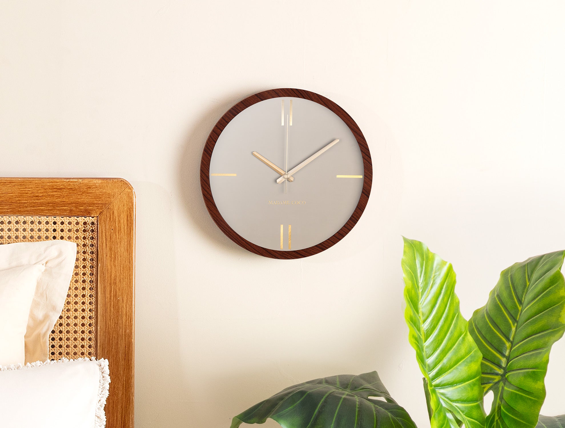 Delisle Clock - Madame Coco JO