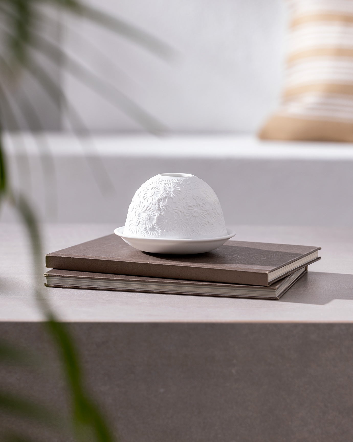 Rayon  Led Decorative Candle Holder - Madame Coco JO