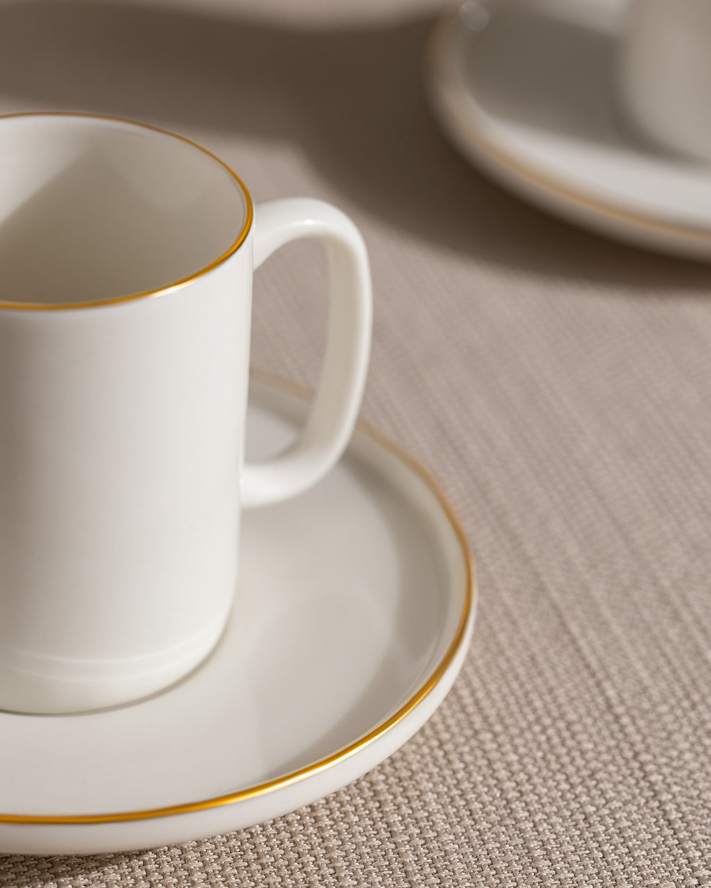 Lumora Set Of 6 Coffee Cups Gold/platinum - Madame Coco JO