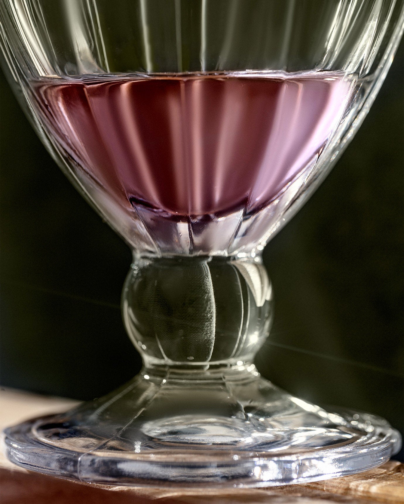 Fiona 4-piece Tall Wine Glass Set - Madame Coco JO