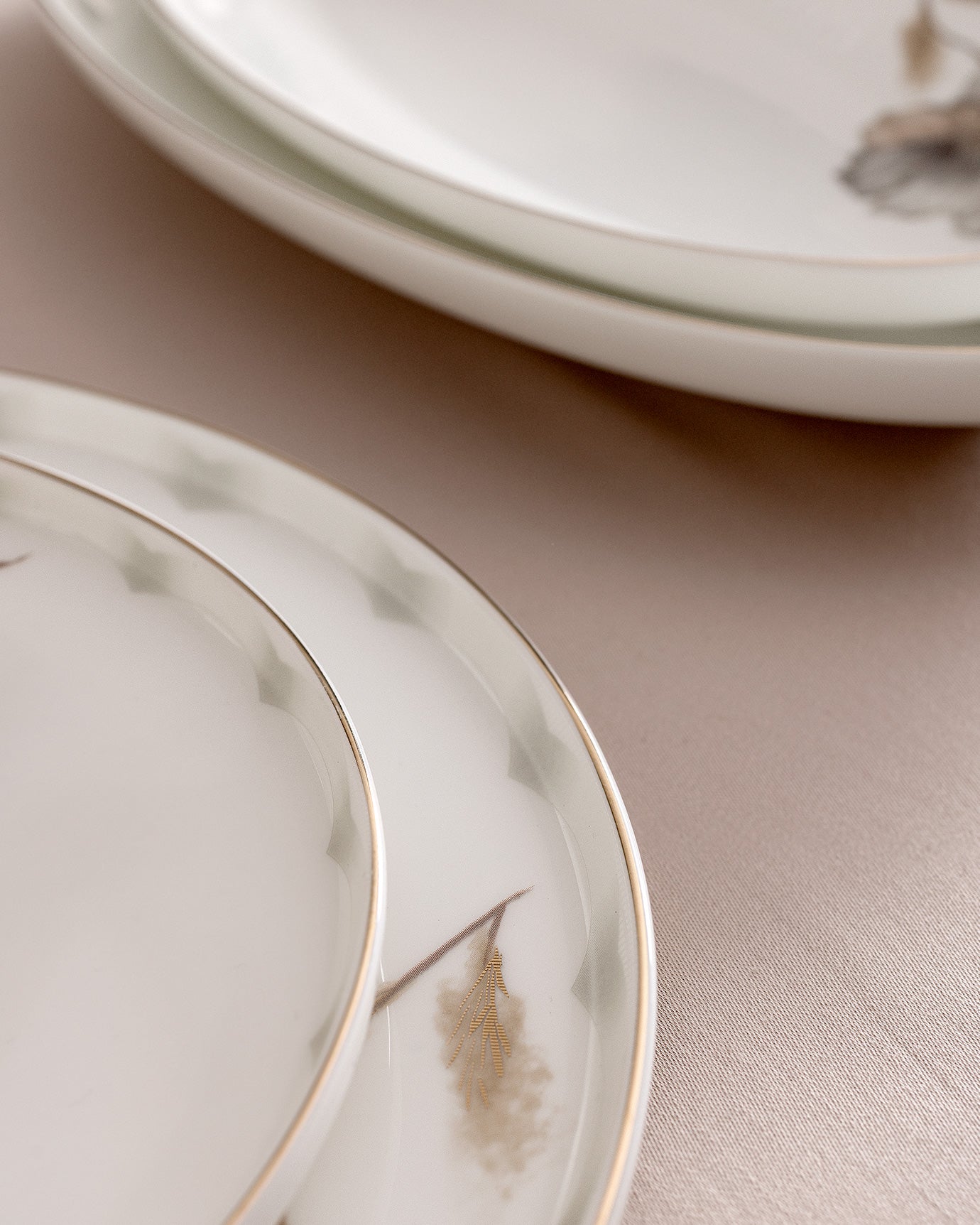 Leda 30 Piece Dinner Set - Madame Coco JO