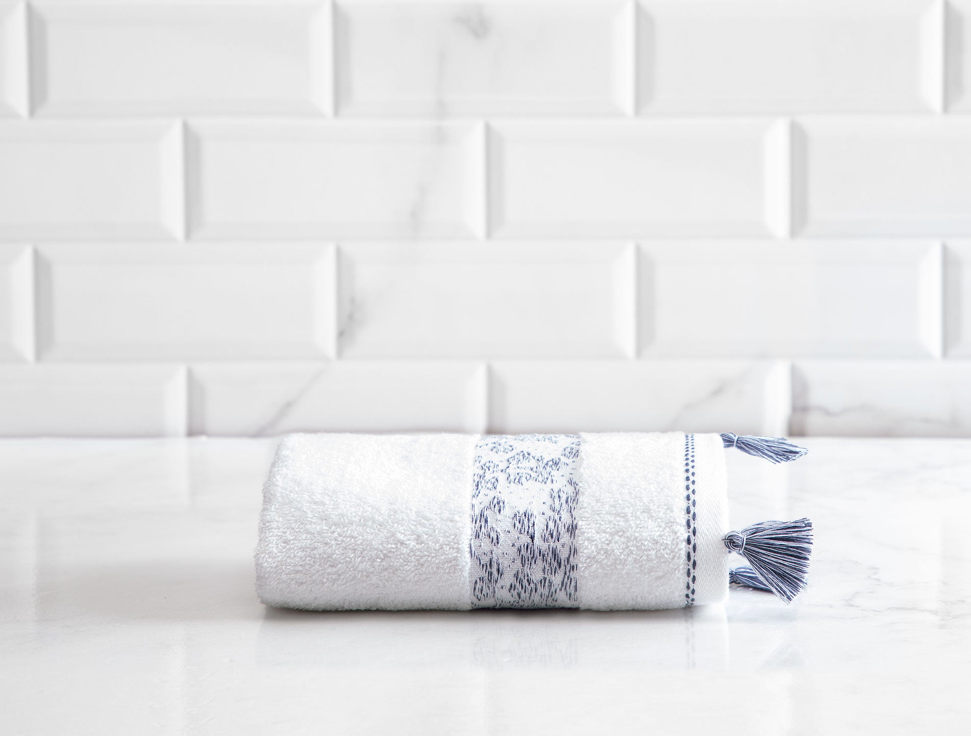 Fayette Hand Towel - Madame Coco JO