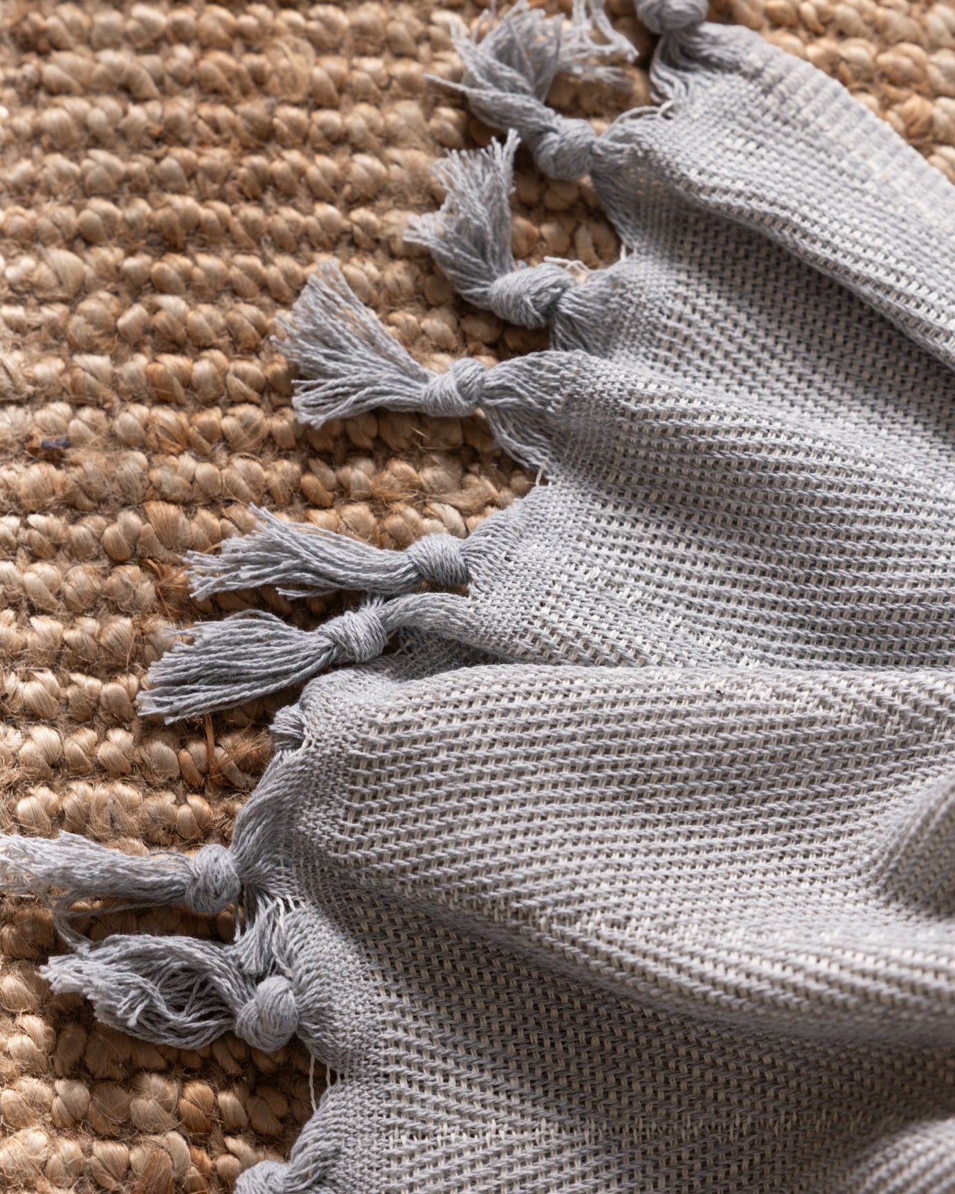 Rosny Sofa Throw - Madame Coco JO
