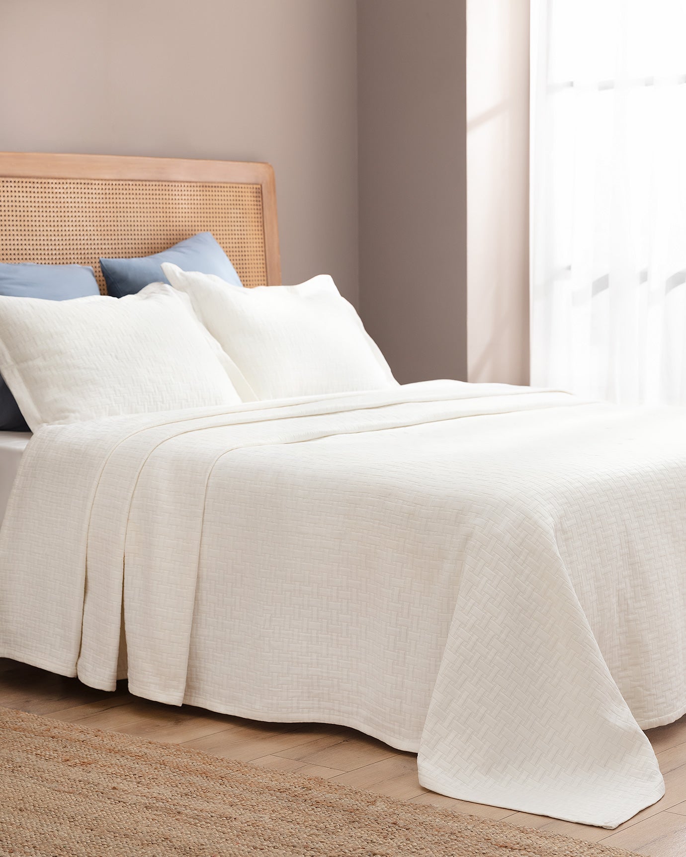 Berthe King Size Bedspread - Madame Coco JO