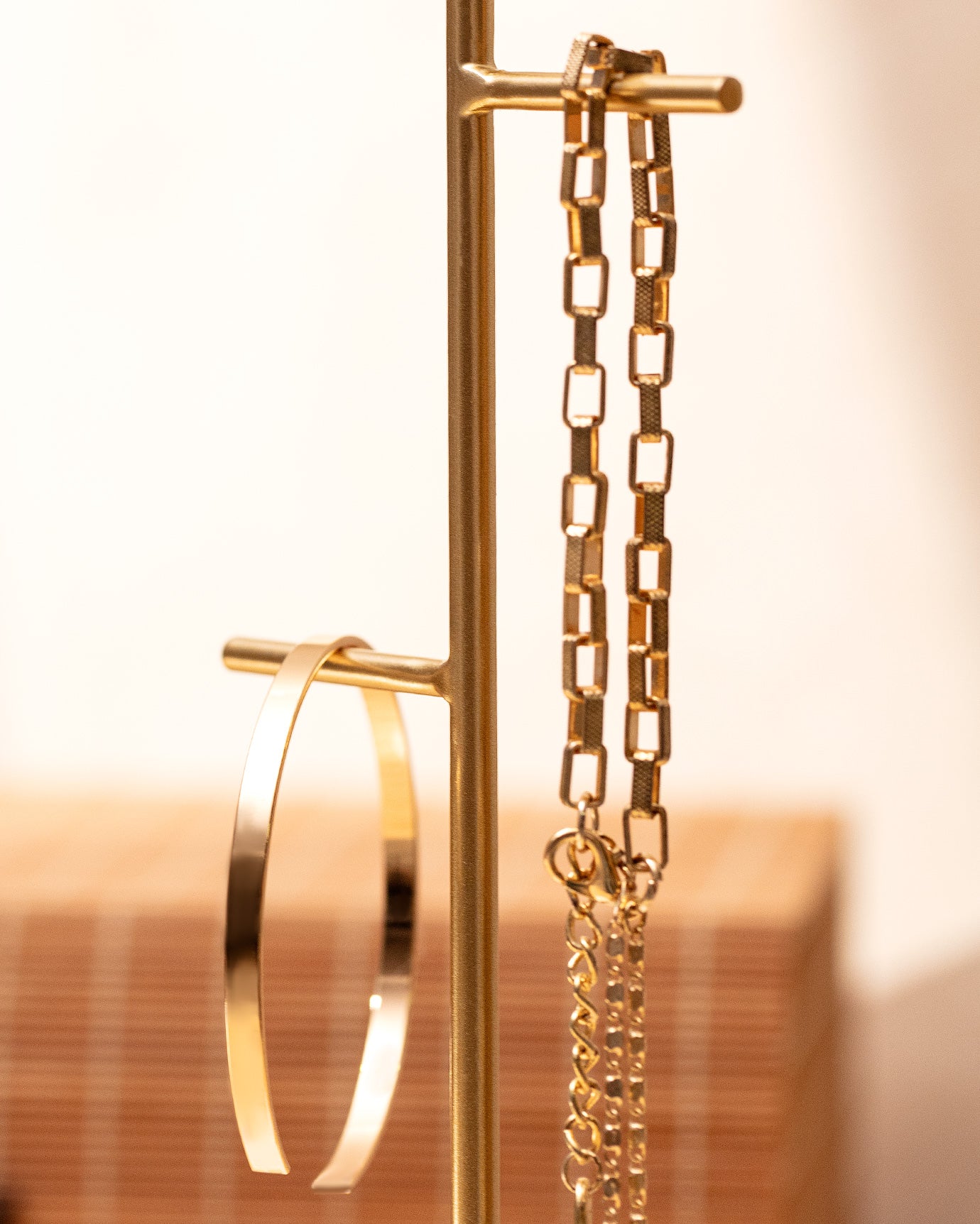 Littera Jewelery Stand - Madame Coco JO