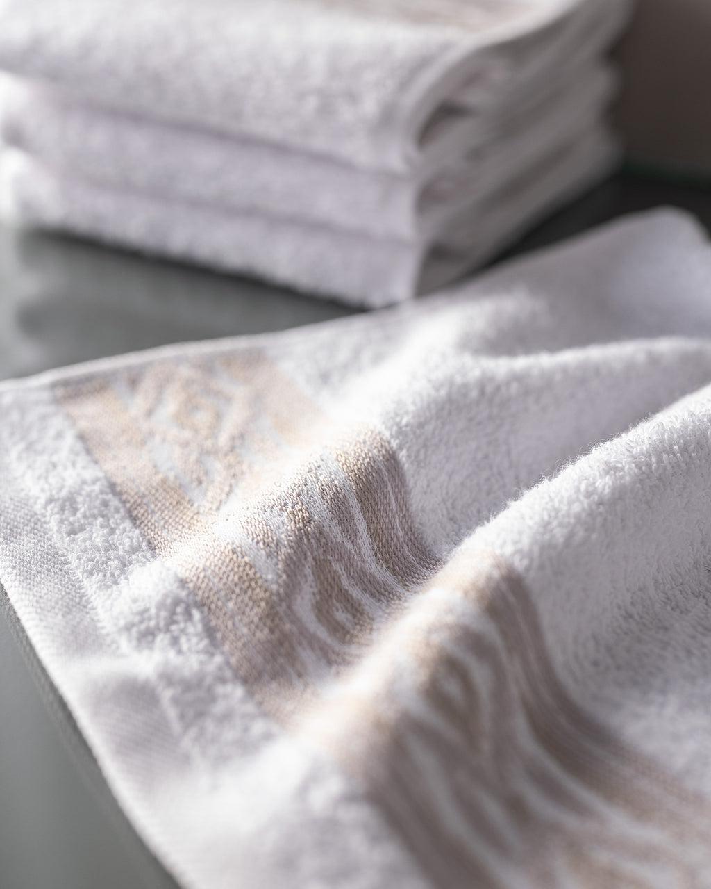 Daine 4 Pack Hand Towel - Madame Coco JO