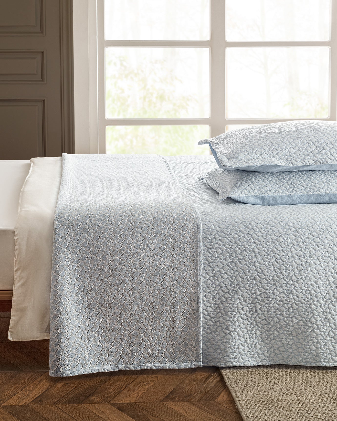 Ordre Double Size Bedspread - Madame Coco JO