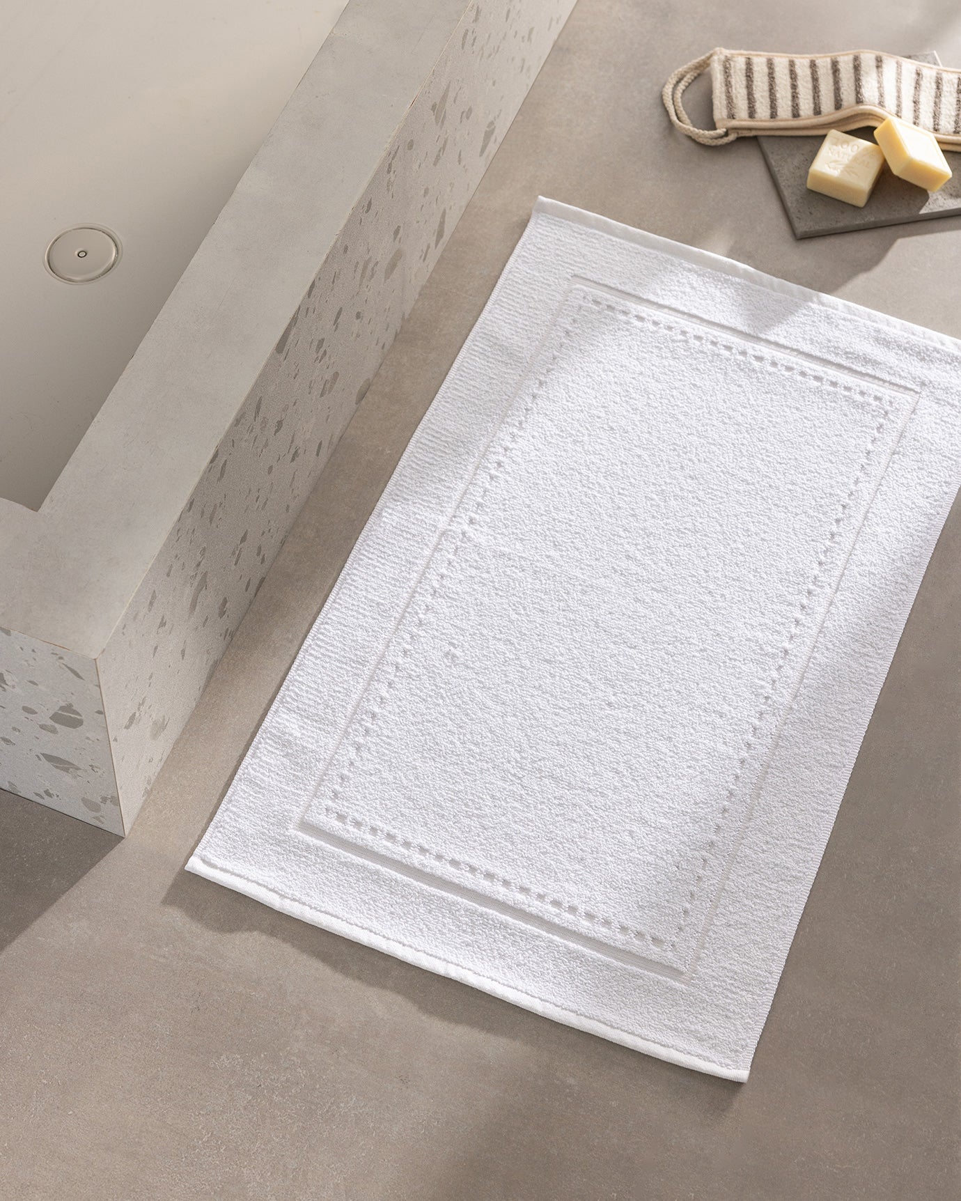 Angeline Foot Towel - Madame Coco JO