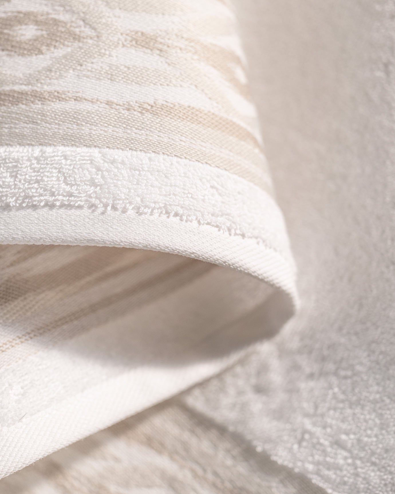 Daine Bath Towel - Madame Coco JO