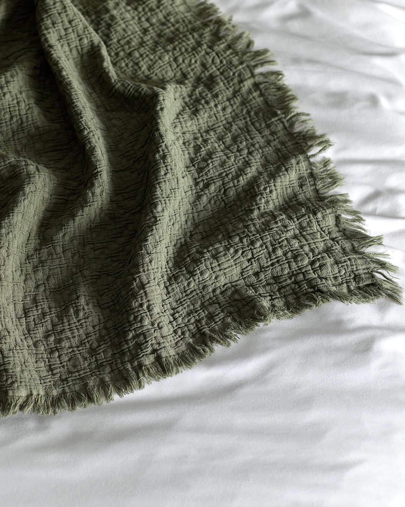 Vue King Size Bedspread - Madame Coco JO