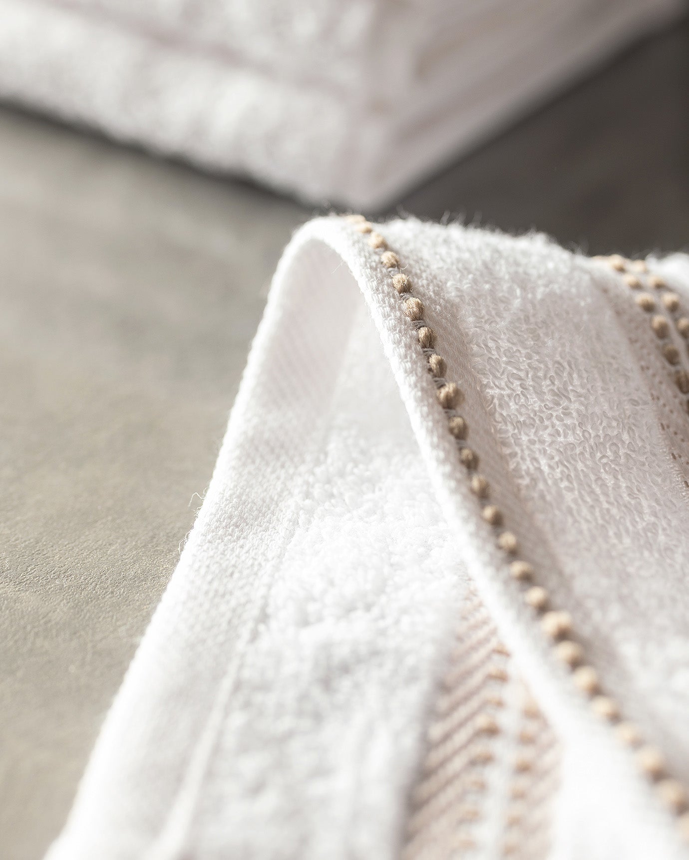 Fanya 4 Pack Hand Towel - Madame Coco JO