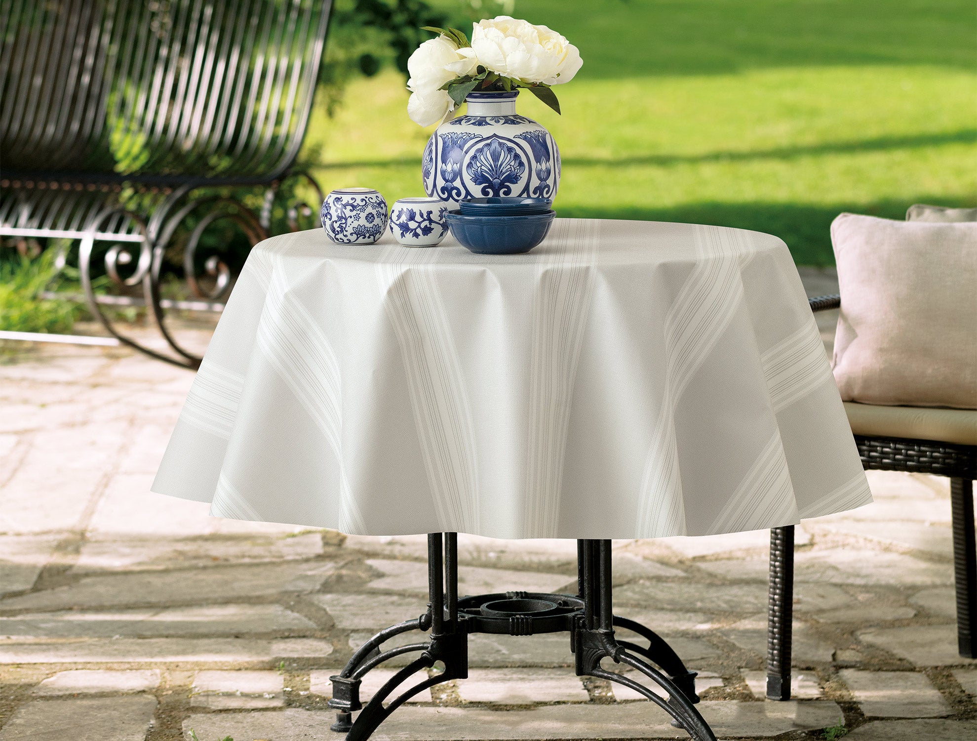 Raymond Table Cloth - Madame Coco JO
