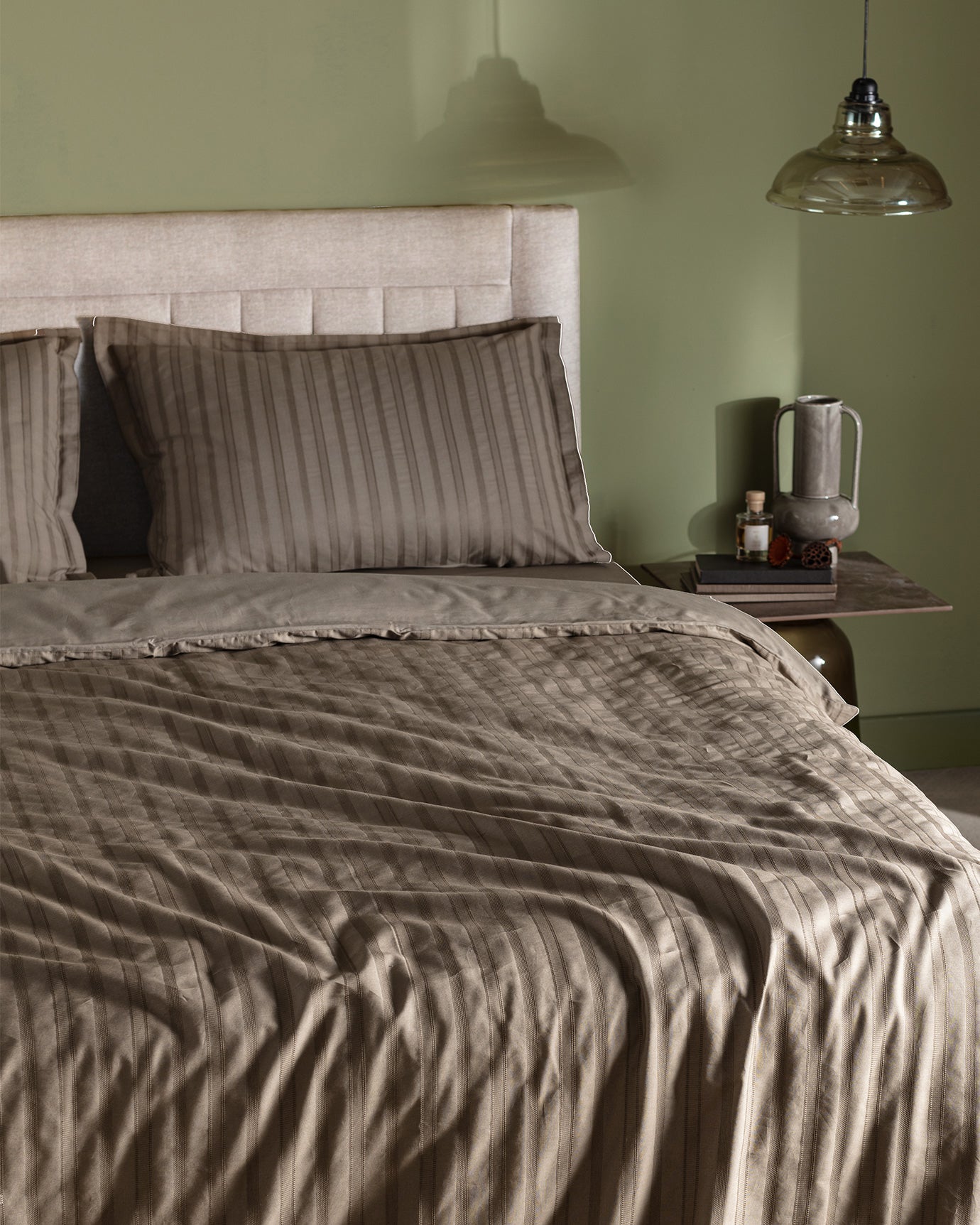 Nicole King Size Dobby Duvet Cover Set - Madame Coco JO