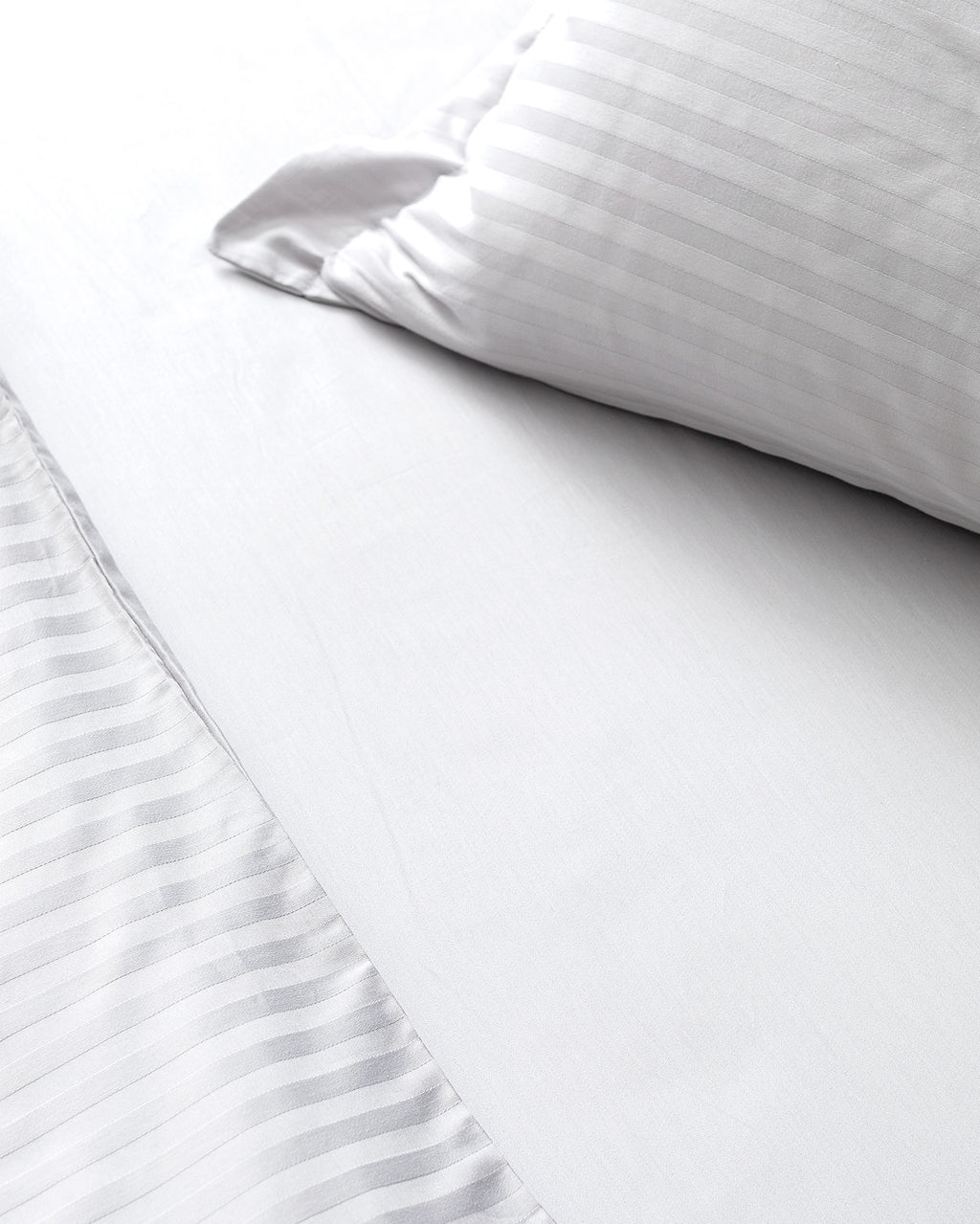 Elicia King Size Striped Satin Duvet Cover Set - Madame Coco JO