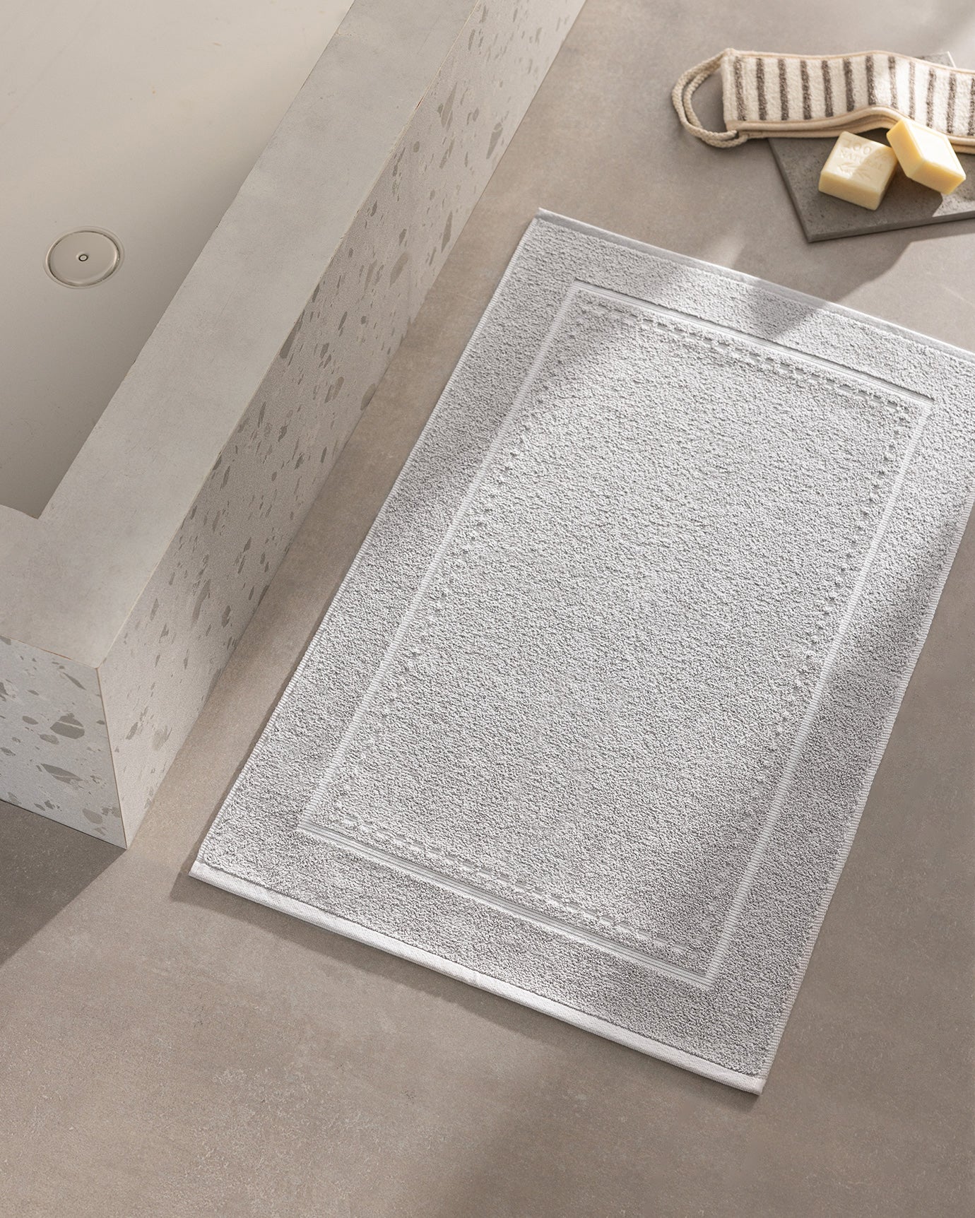 Angeline Foot Towel - Madame Coco JO