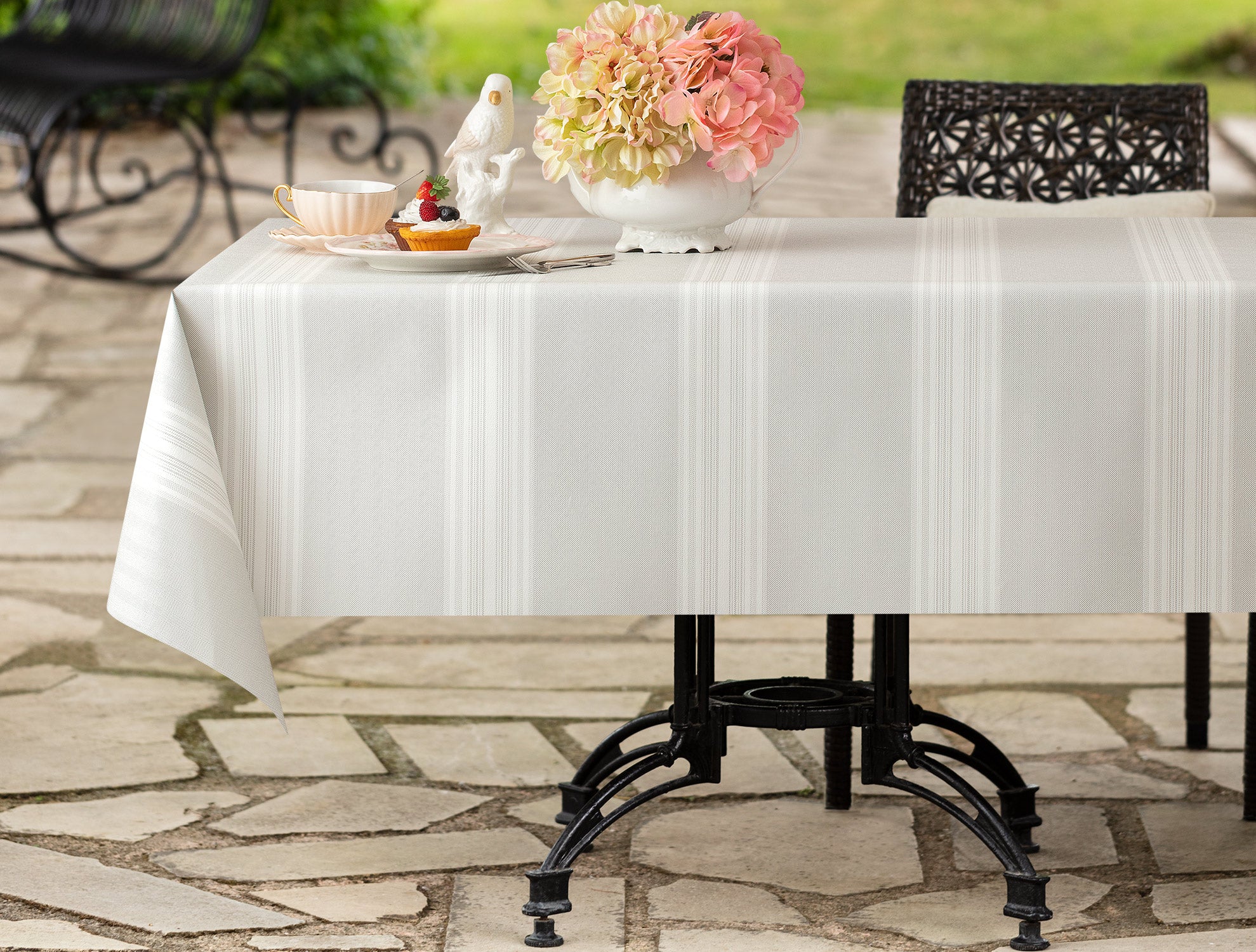 Raymond Table Cloth - Madame Coco JO